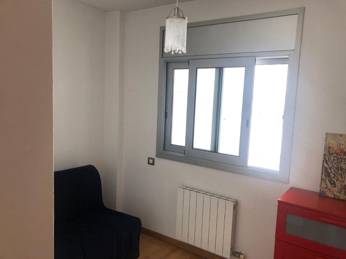 Barcelona Style Beach Apartment Екстер'єр фото