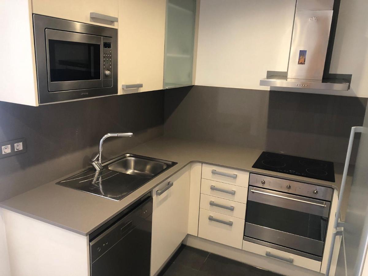 Barcelona Style Beach Apartment Екстер'єр фото